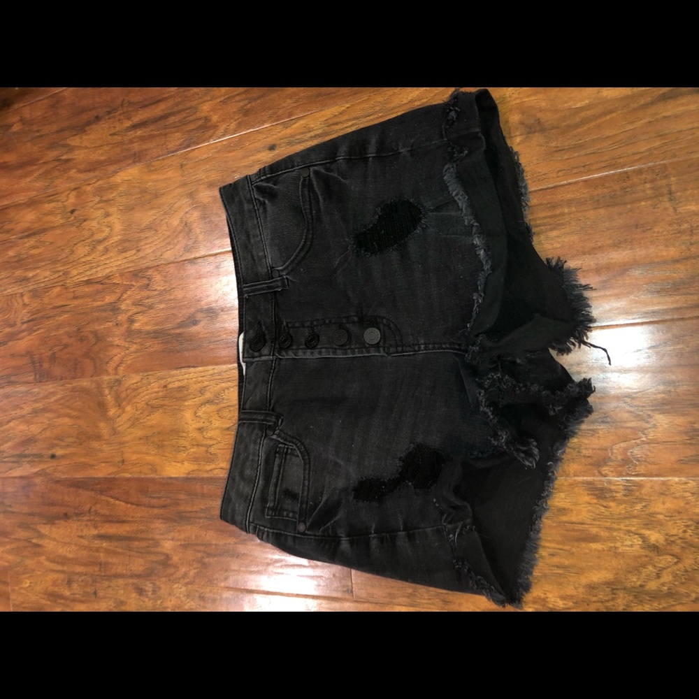 Black Refuge Shorts